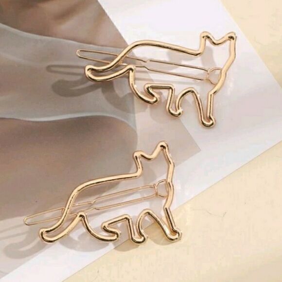 Cat Shaped Metal Hair Clips Goldtone Accessory - Picture 6 of 7